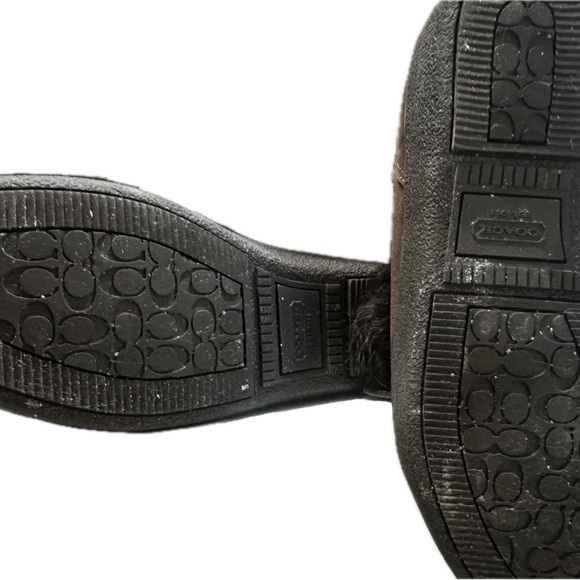 Coach Theona Snowboots with rabbit fur lining - Picture 2 of 2